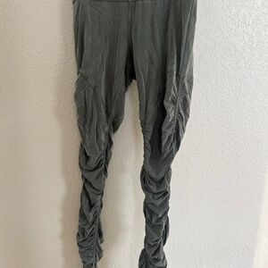 Lululemon ruched leggings